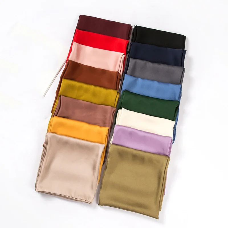 Women Accessories In Wholesale - Sciarpa in Raso da Donna 70cm,