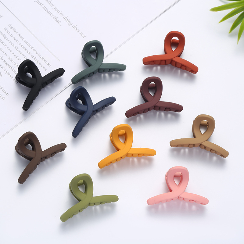 Women Accessories In Wholesale - Barrette per capelli con clip in