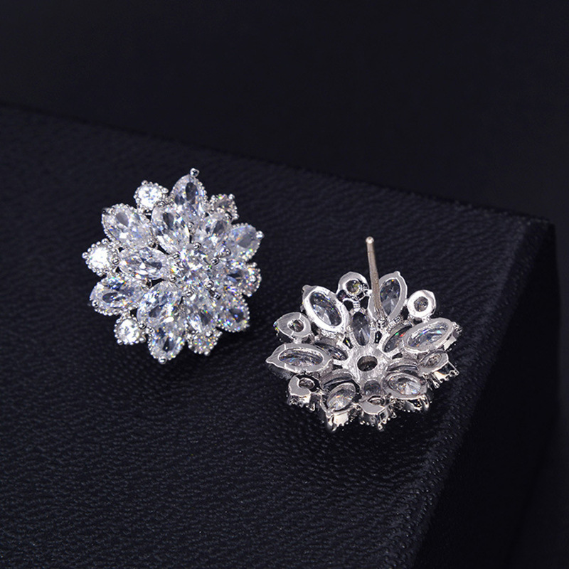 Grande Fiore Lab Diamante Orec - Statement Earrings Oversized recensione e prezzo