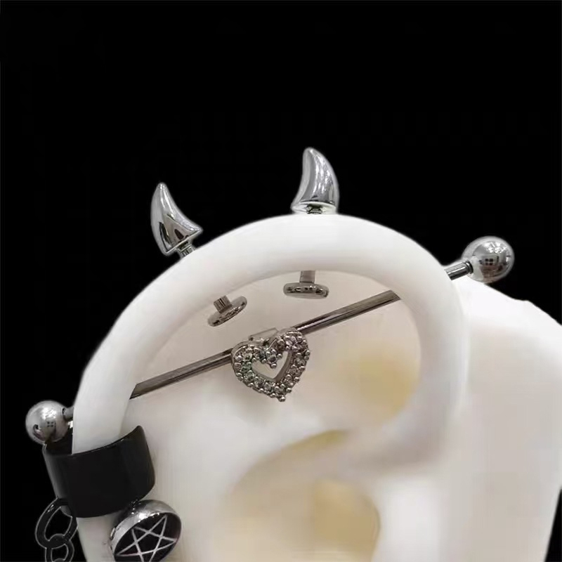 Orecchino piercing a forma di  - Women'S Accessories Jewelry Sale recensione e prezzo