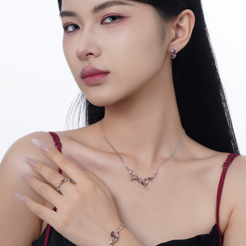FINS Punk S925 Orecchini in ar - Statement Earrings Oversized recensione e prezzo