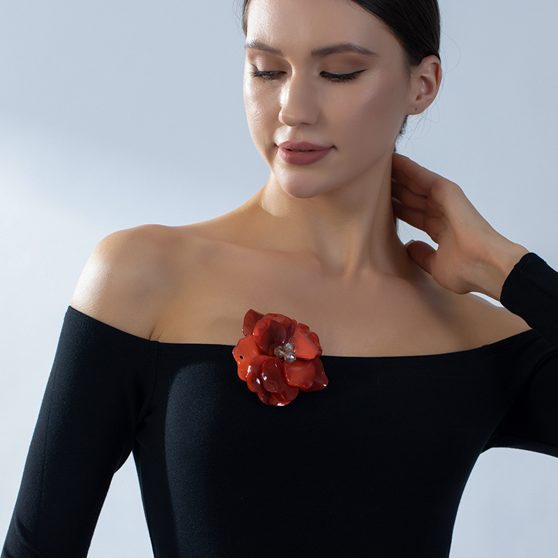 Accessori fai da te: Spilla fl - Women Accessories In Wholesale recensione e prezzo