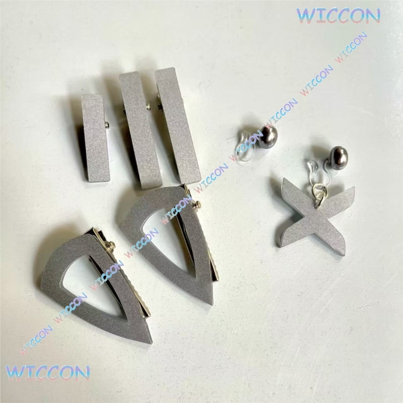 Valorant Clove Clip Collare Or - Women Accessories On Sale recensione e prezzo